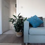 Homely Apartment With Free Parking